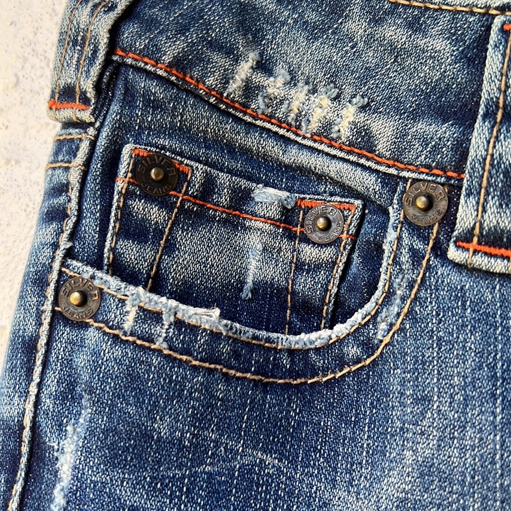 Silver Jeans - Picture 4 of 8